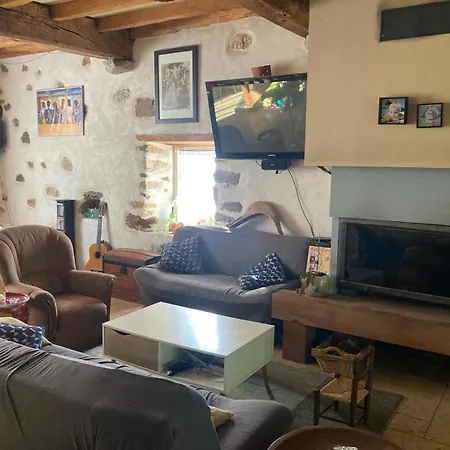 Maison Au Coeur Du Pays-basque بيت للعطل Mendionde